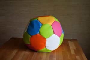 Kott-tool jalgpall mitmevärviline kunstnahk